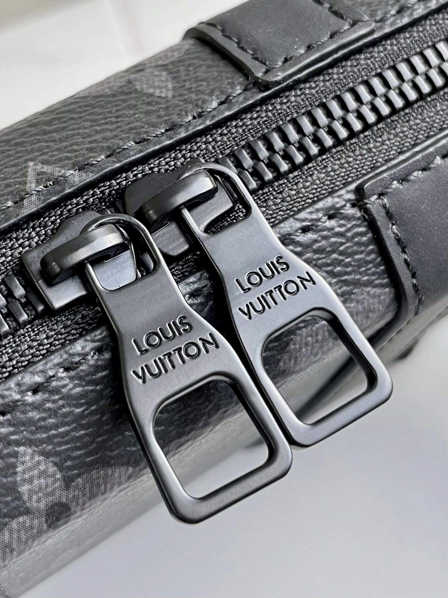 Compact L*ouis V*uitton Crossbody bag Top Quality HT 20231011-72 22.5×14×5CM 8324