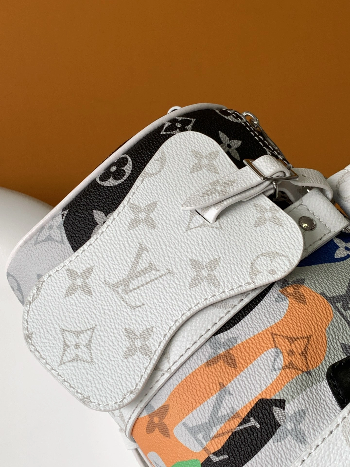 Sustainable L*ouis V*uitton Crossbody bag Top Quality HT 20231011-75 25.0 x 15.0 x 11.0 CM 8325