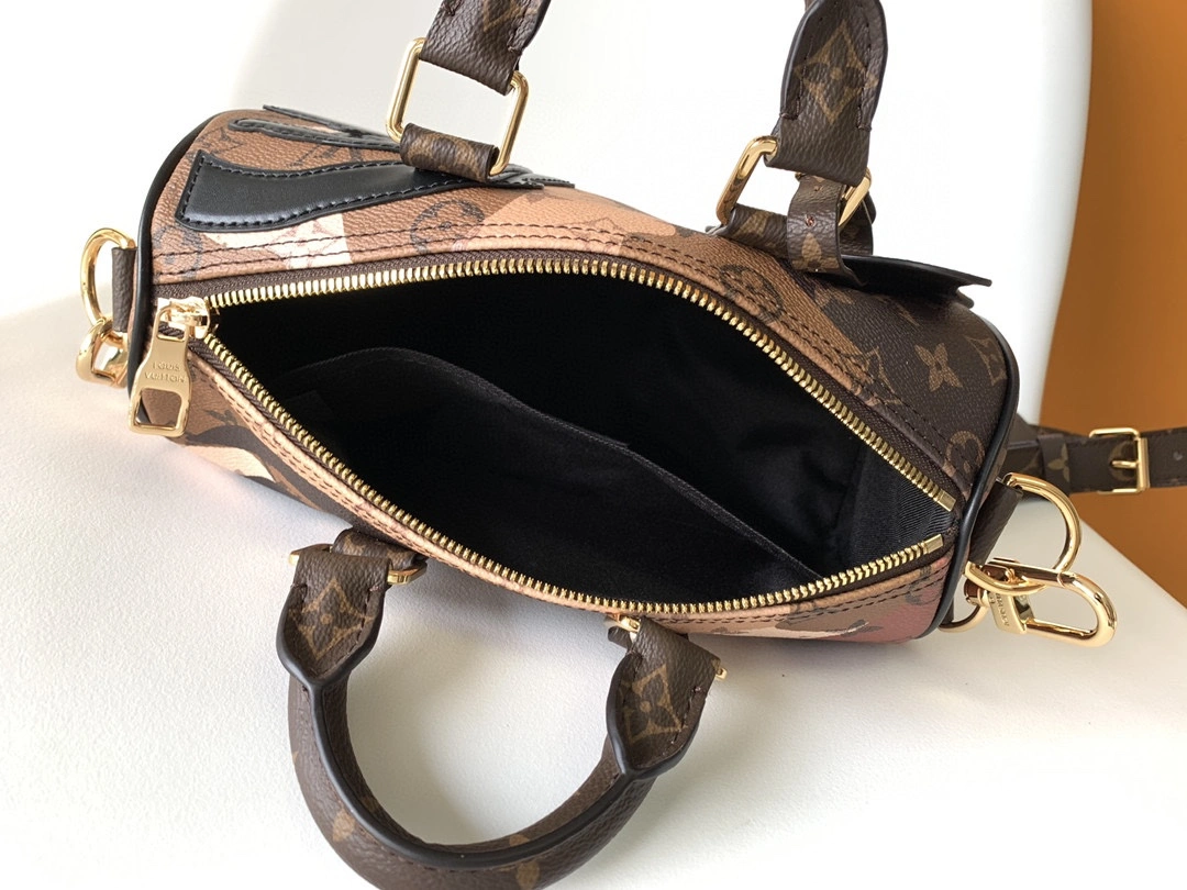 Cozy L*ouis V*uitton Crossbody bag Top Quality HT 20231011-76 25.0 x 15.0 x 11.0 CM 8321
