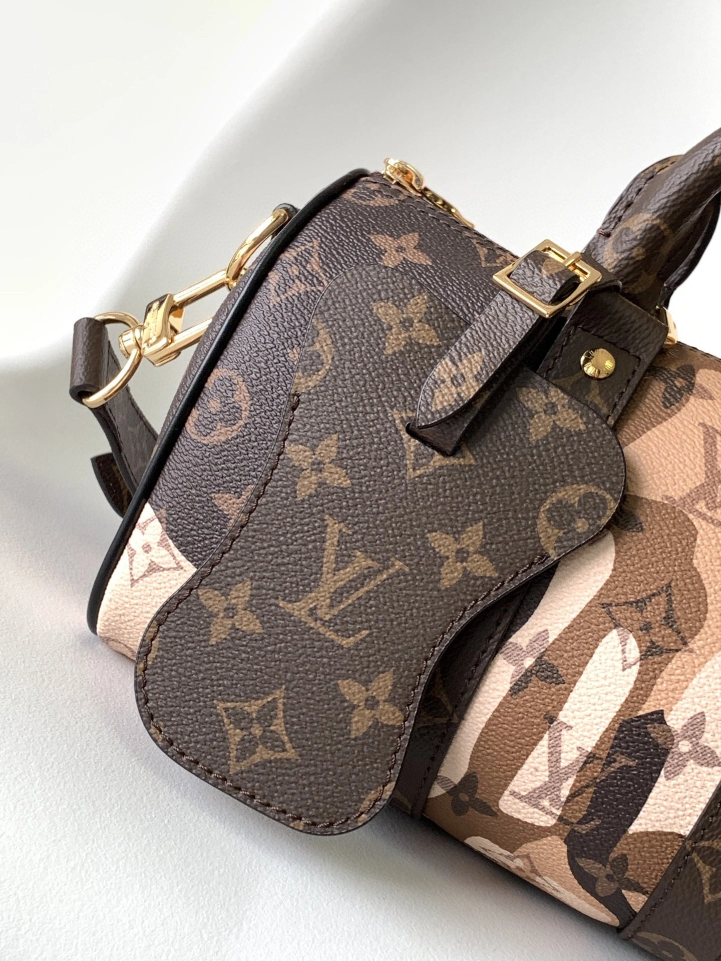 Cozy L*ouis V*uitton Crossbody bag Top Quality HT 20231011-76 25.0 x 15.0 x 11.0 CM 8321