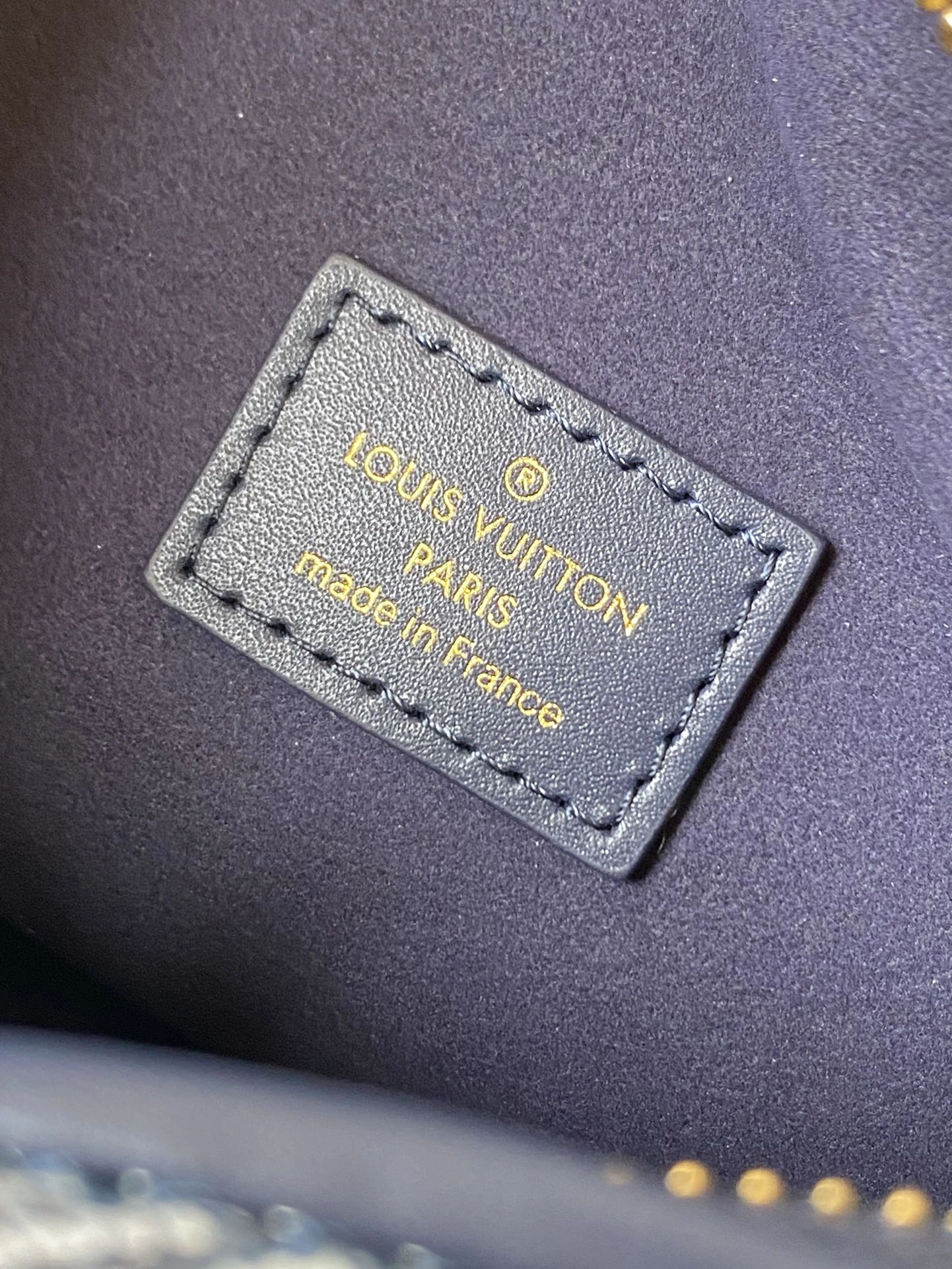 SmoothTexture L*ouis V*uitton Crossbody bag Top Quality HT 20231011-91 21.0 x 14.0 x 6.0CM 8306