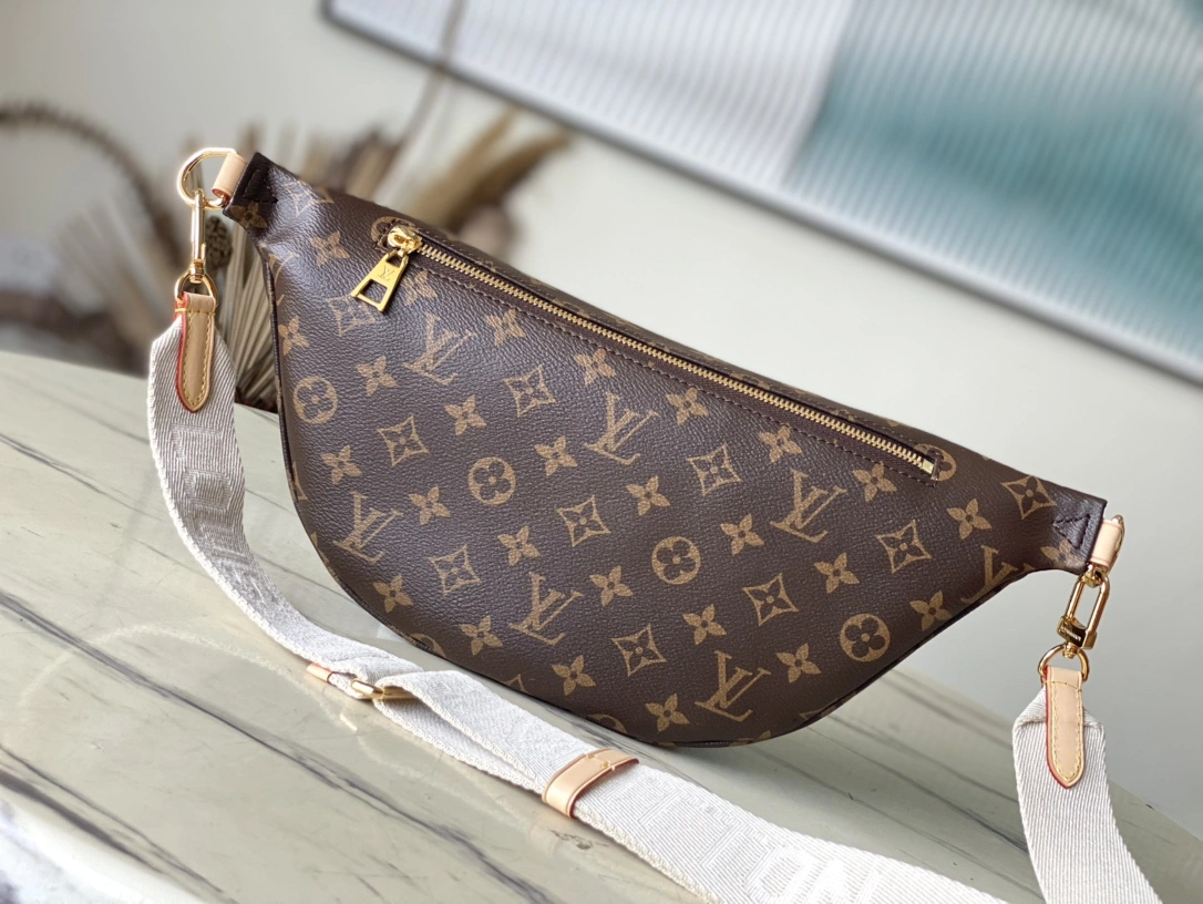 L*ouis V*uitton Crossbody bag Top Quality HT 20231011-93 38x16x8cm Bold 8304