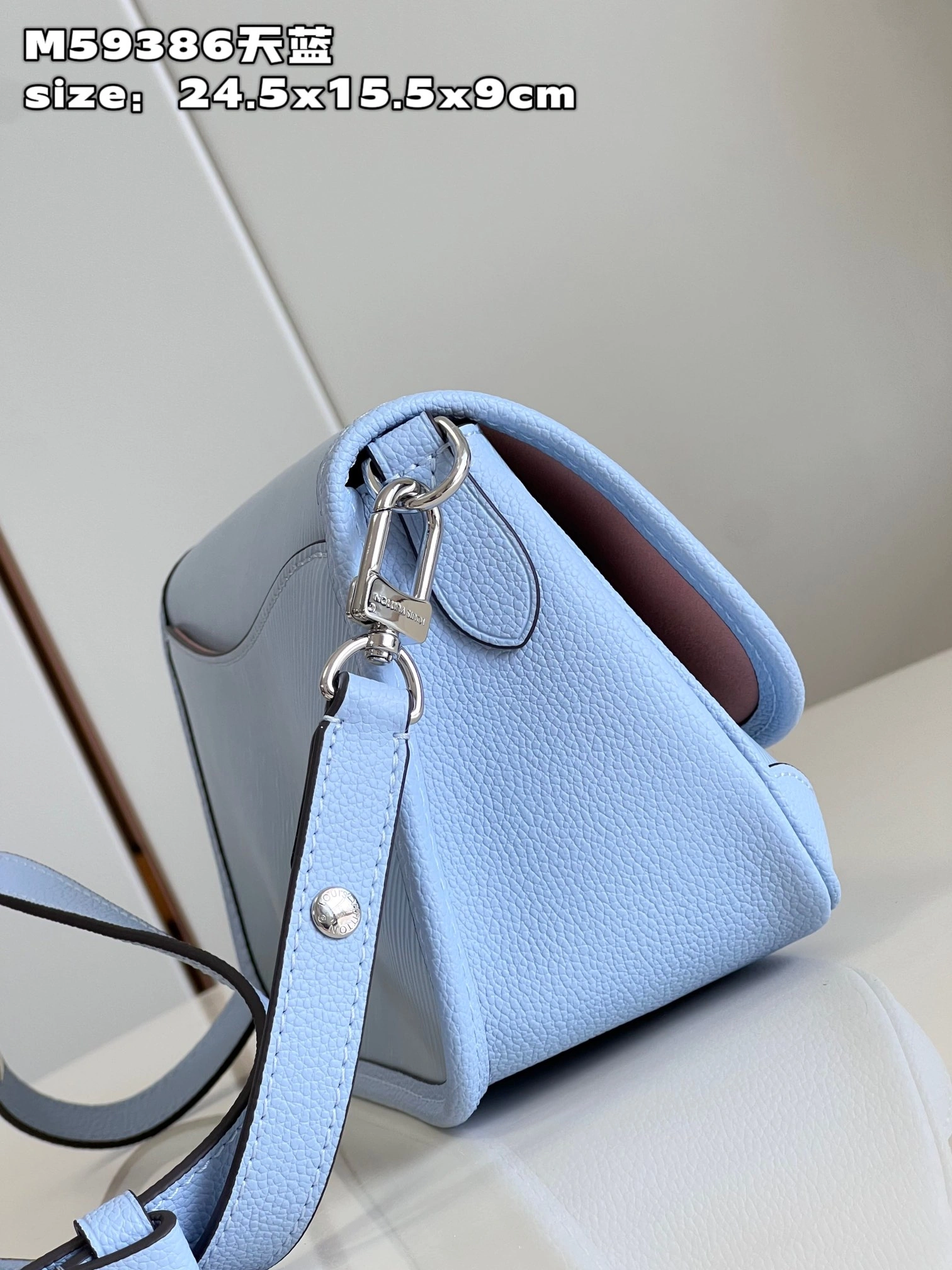 Vibrant L*ouis V*uitton Crossbody bag Top Quality HT 20231013-76 24.5x15.5x9cm 8271