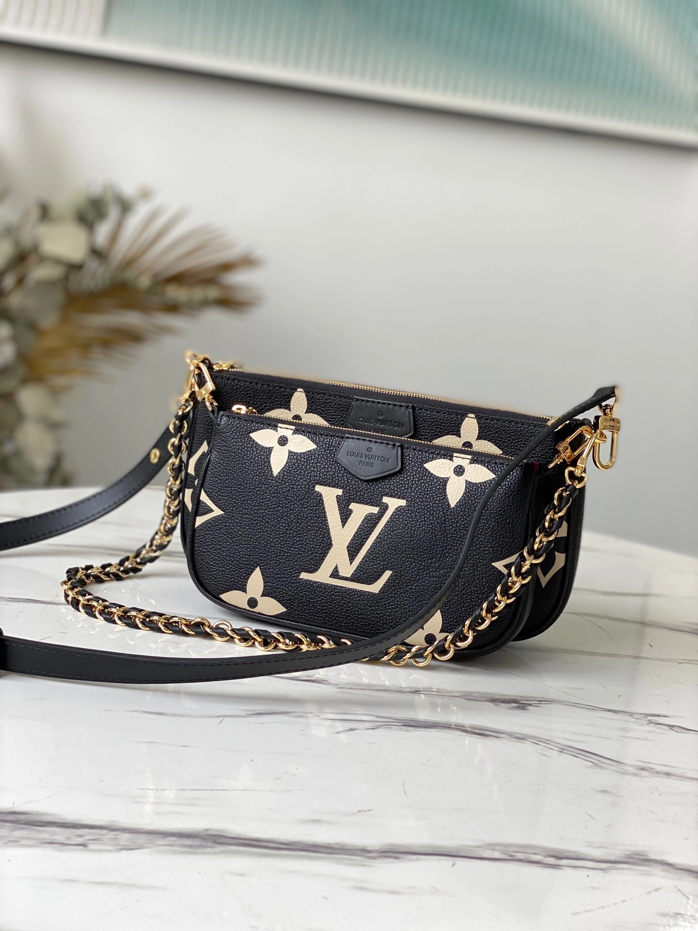 L*ouis V*uitton Crossbody bag Top Quality HT 20231013-78 24.5x15.5x9cm Functional 8267