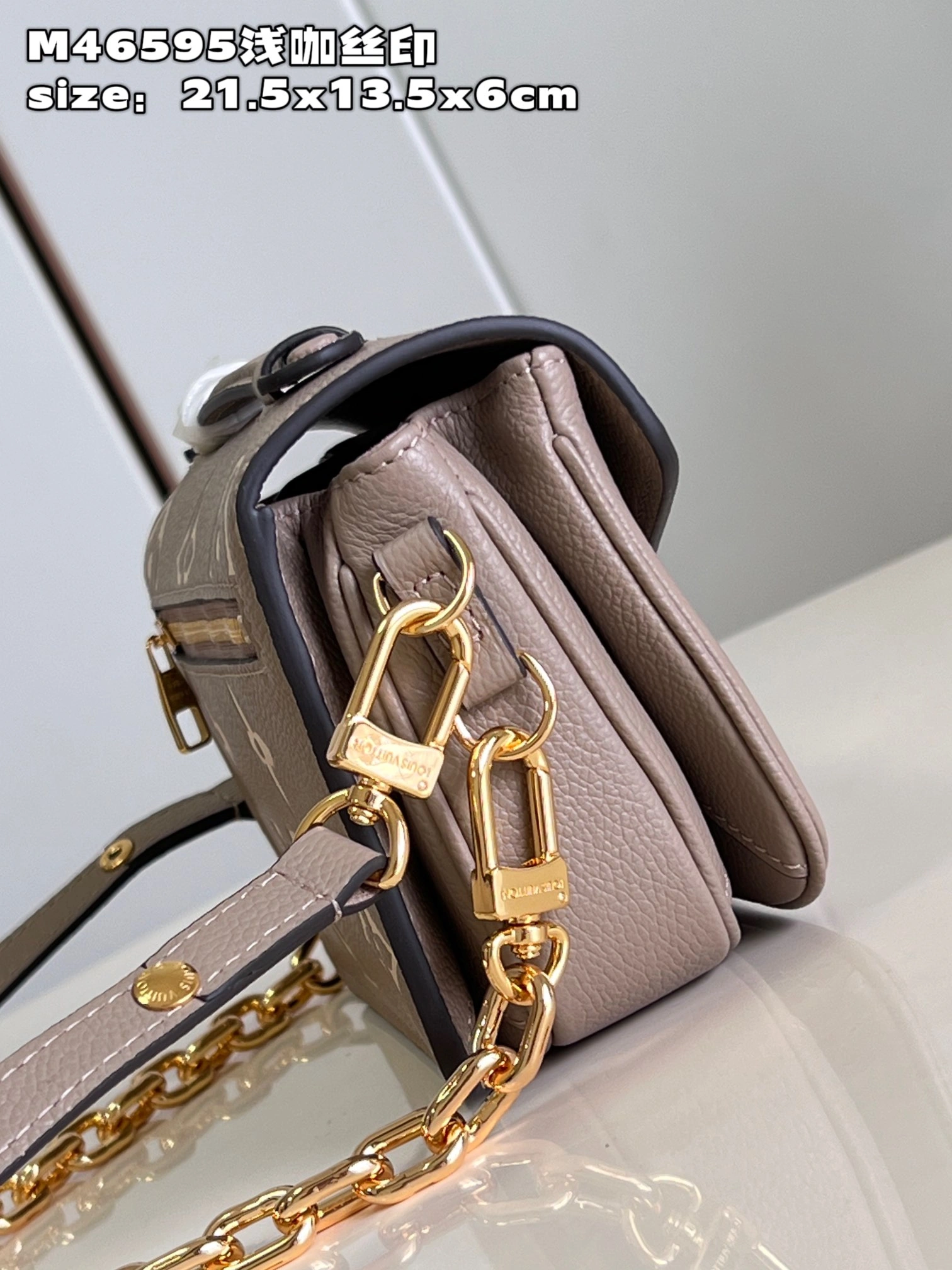 L*ouis V*uitton Crossbody bag Top Quality HT 20231013-88 21.5x13.5x6cm Packable 8259