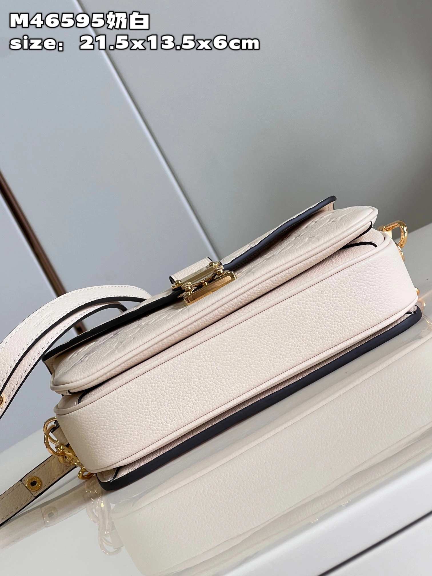 Seasonal L*ouis V*uitton Crossbody bag Top Quality HT 20231013-90 21.5x13.5x6cm 8256