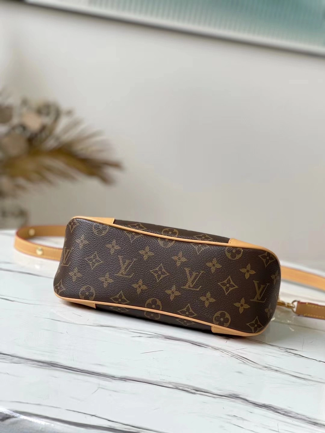 Neat L*ouis V*uitton Crossbody bag Top Quality HT 20231013-96 29×9.5×16cm 8252