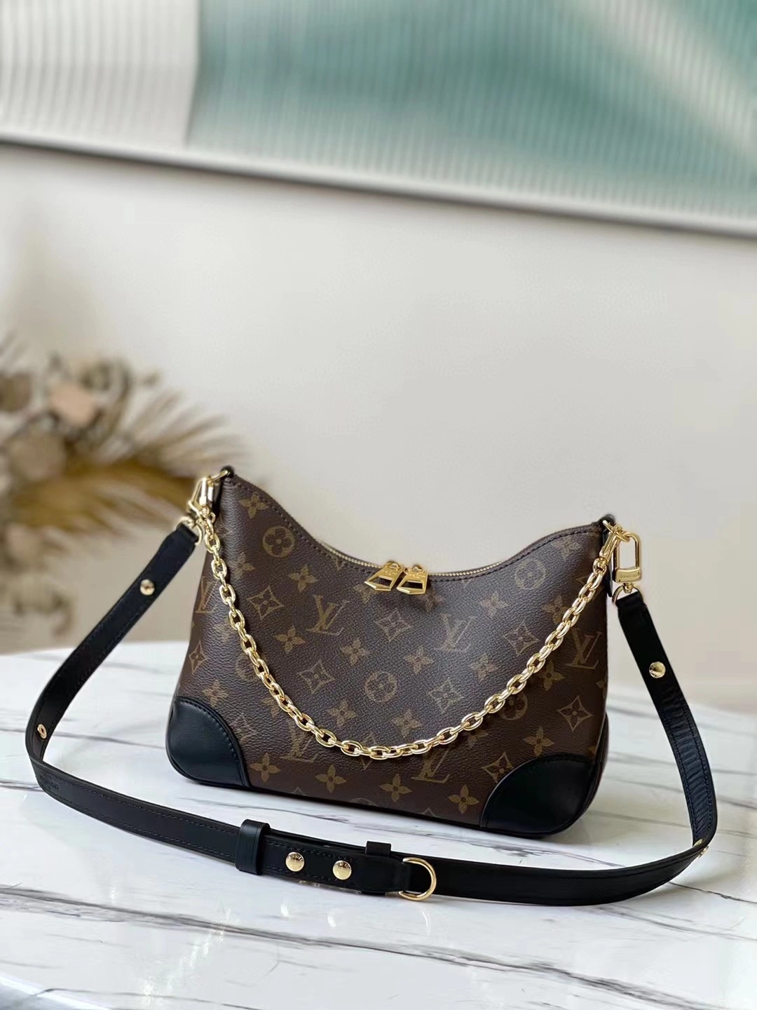 Comfortable L*ouis V*uitton Crossbody bag Top Quality HT 20231013-97 29×9.5×16cm 8251