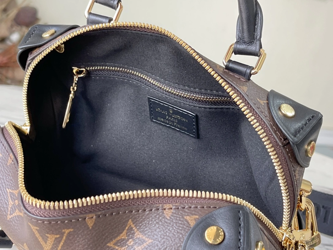 MultiPurpose L*ouis V*uitton Crossbody bag Top Quality HT 20231013-98 20.0 x 14.0 x 7. 8249