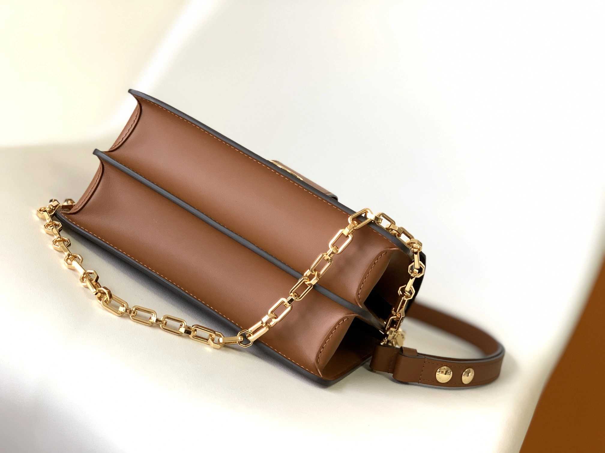 Affordable L*ouis V*uitton Crossbody bag Top Quality HT 20231016-11 24.5x19x6 CM 8235