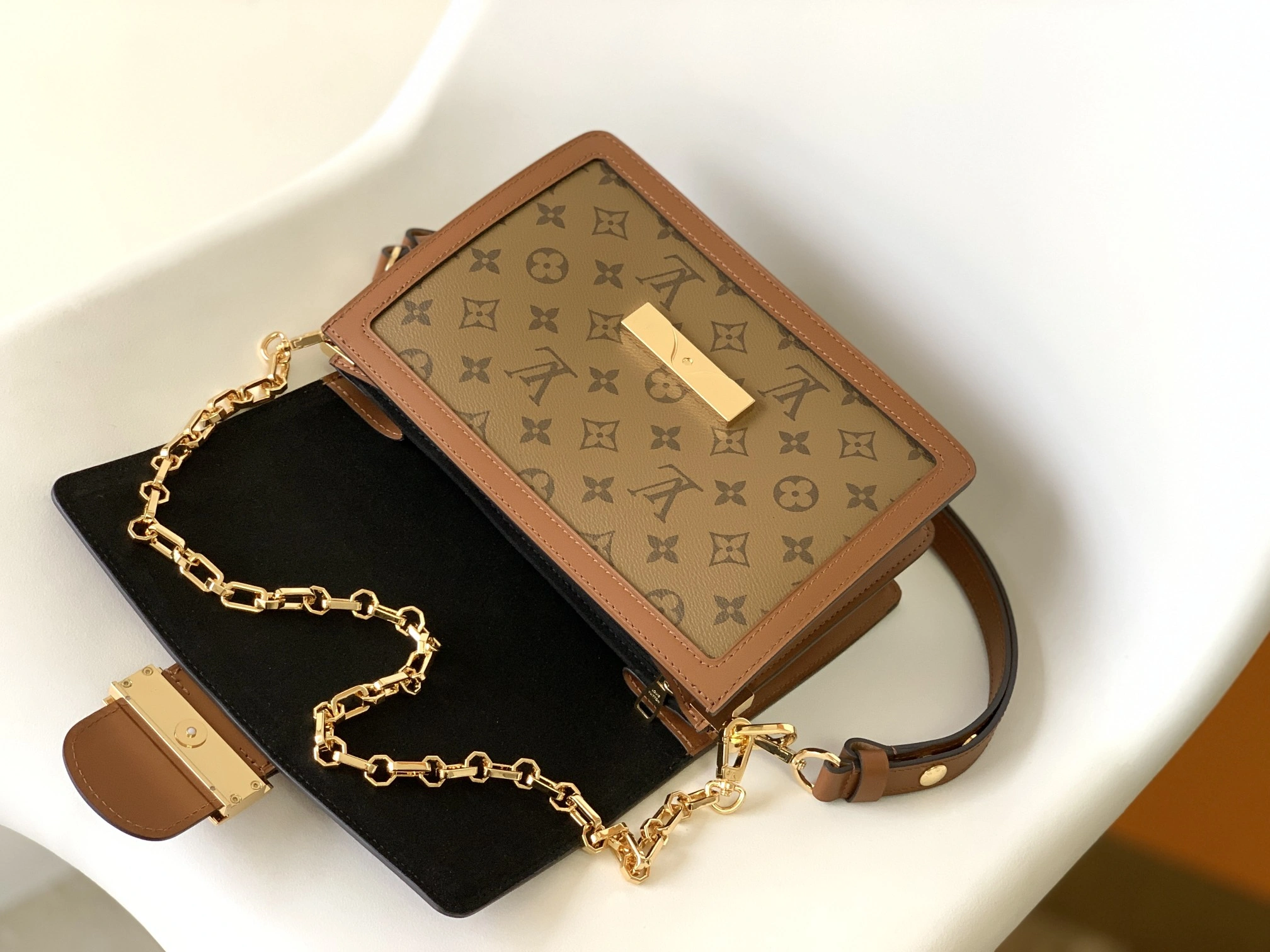 Affordable L*ouis V*uitton Crossbody bag Top Quality HT 20231016-11 24.5x19x6 CM 8235
