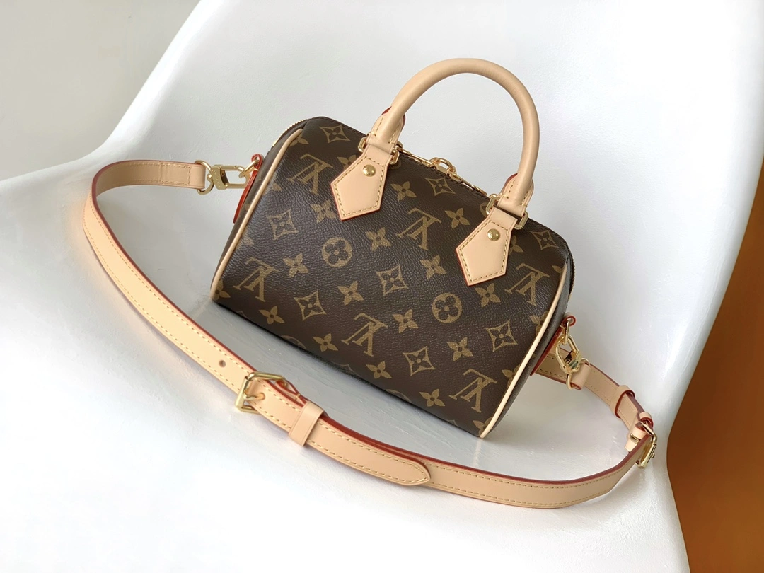 NewStyle L*ouis V*uitton Crossbody bag Top Quality HT 20231016-19 20.5 x 13.5 x 12.0 CM 8228
