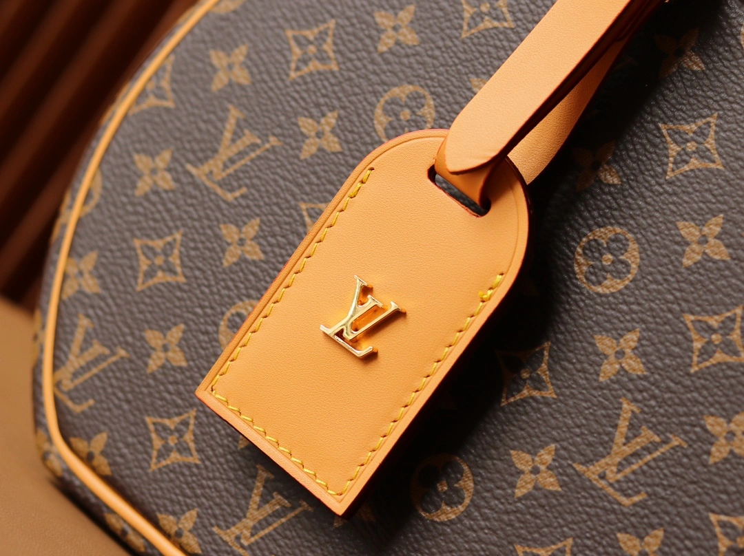 Timeless L*ouis V*uitton Crossbody bag Top Quality HT 20231016-20 17.5X16.5X7.5CM 8229