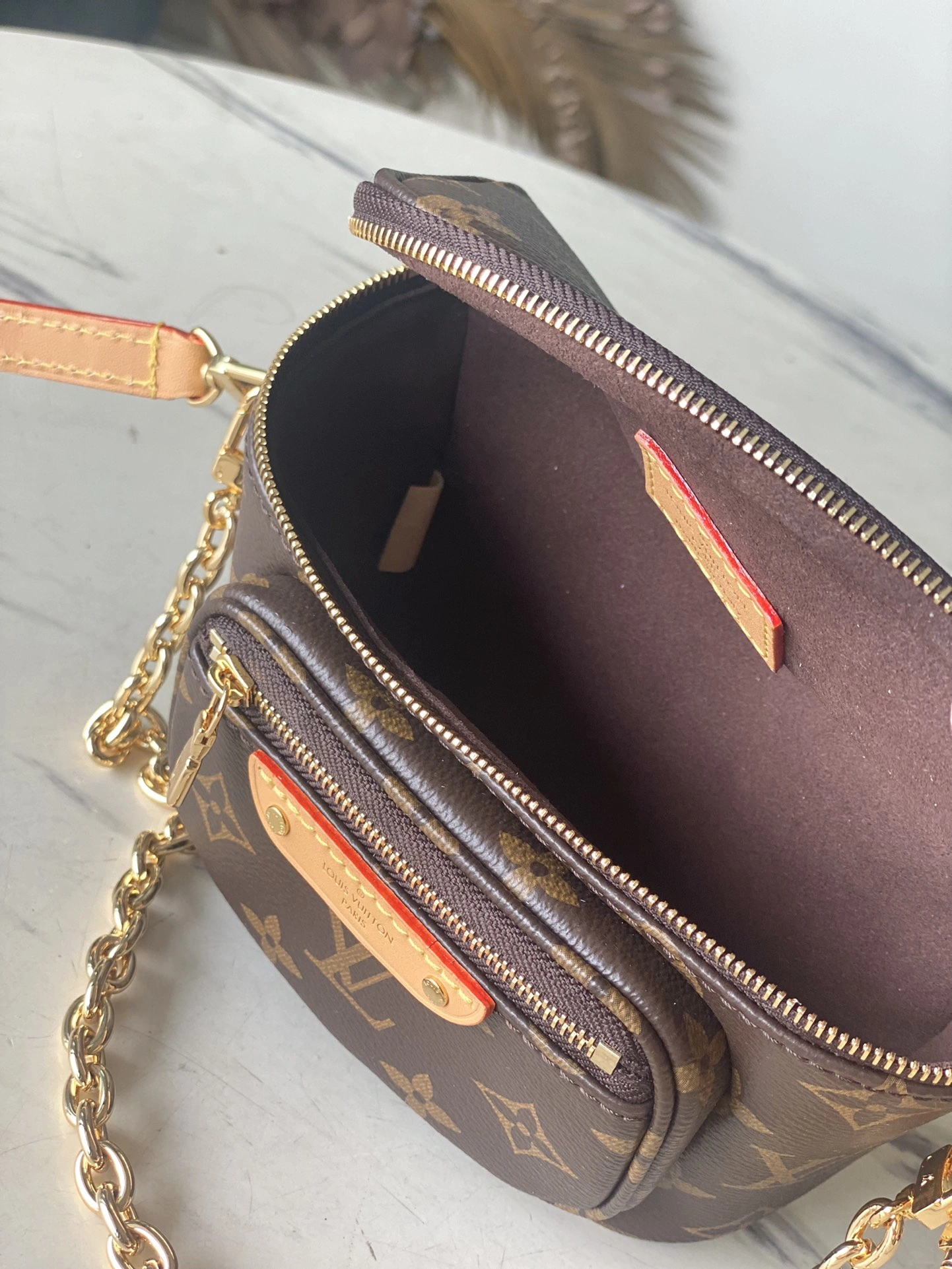 Colorful L*ouis V*uitton Crossbody bag Top Quality HT 20231016-35 17 x 12 x 9.5 cm 8214