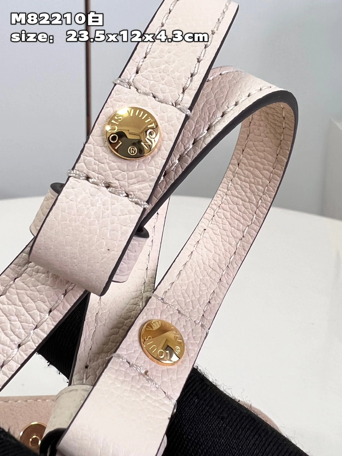 L*ouis V*uitton Crossbody bag Top Quality HT 20231016-9 23.5 x 12 x 4.3 CM SmoothTexture 8238