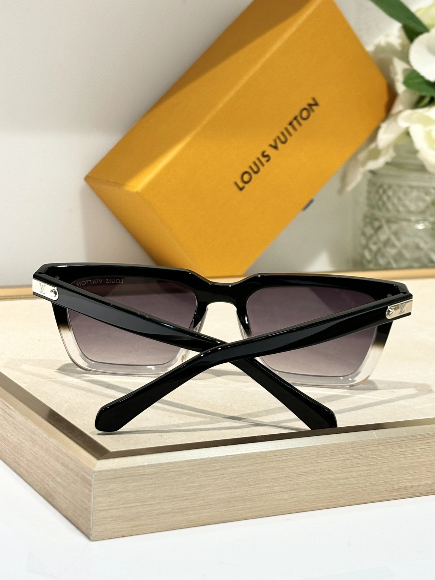 L*ouis V*uitton Glasses Top XX 20240325- Vibrant 16826