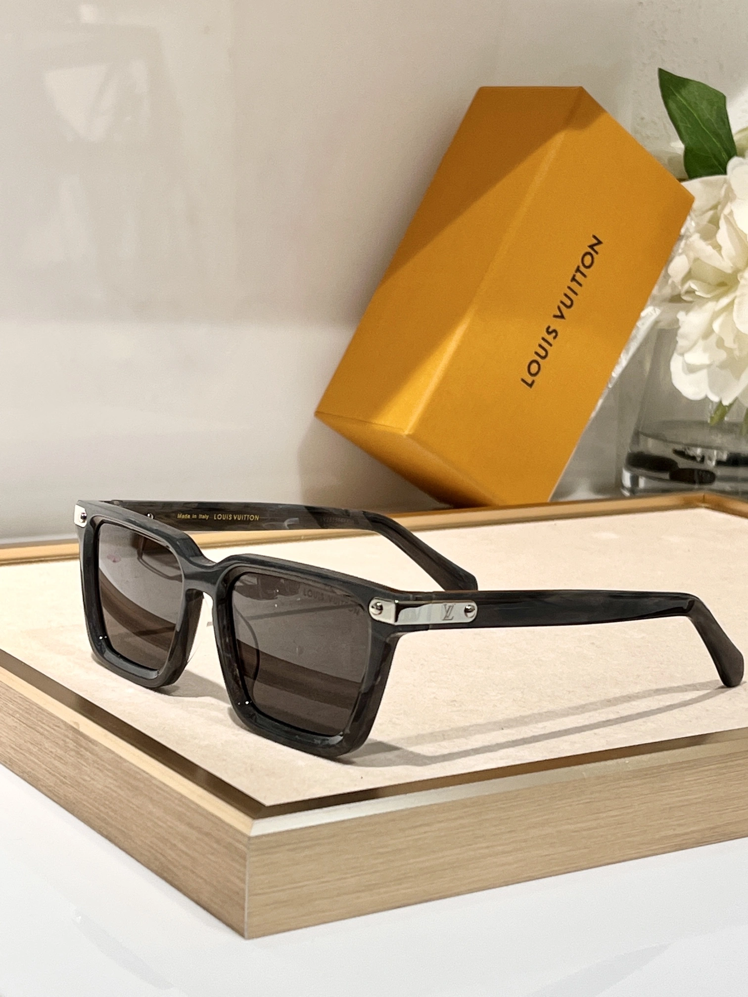 L*ouis V*uitton Glasses Top XX 20240325- Vibrant 16826