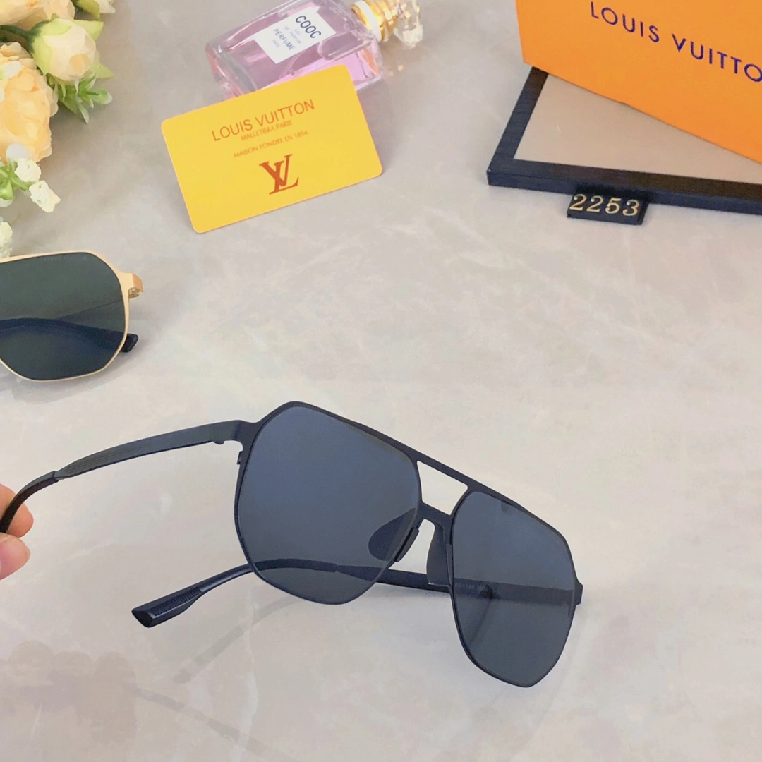 MoistureWicking L*ouis V*uitton Glasses Top XX 20240405- 16804