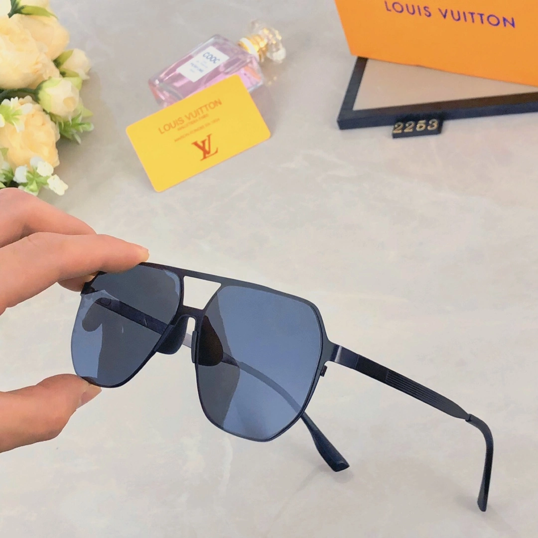 MoistureWicking L*ouis V*uitton Glasses Top XX 20240405- 16804