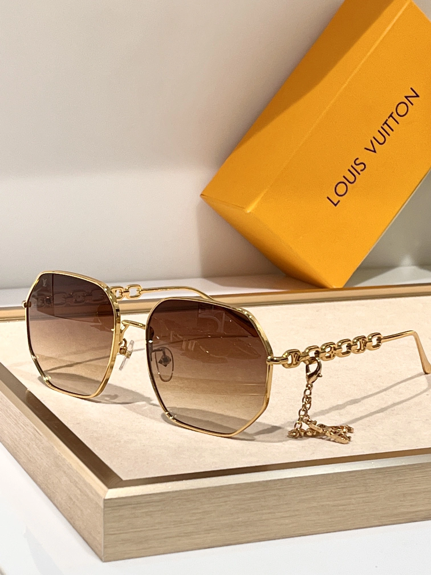 Colorful L*ouis V*uitton Glasses Top XX 20240420- 16786