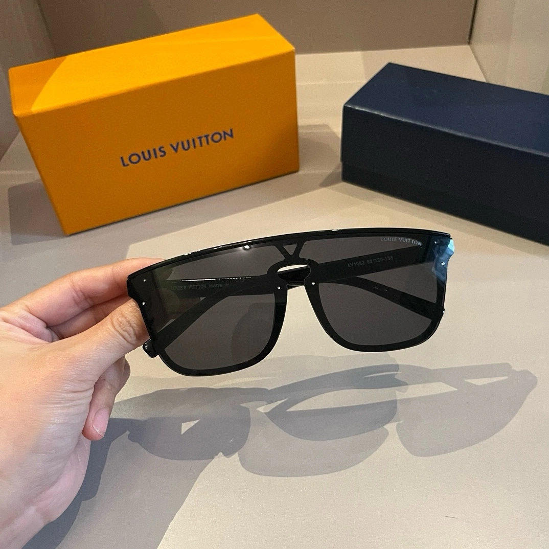 ZipUp L*ouis V*uitton Glasses Top XX 20240425- 16785