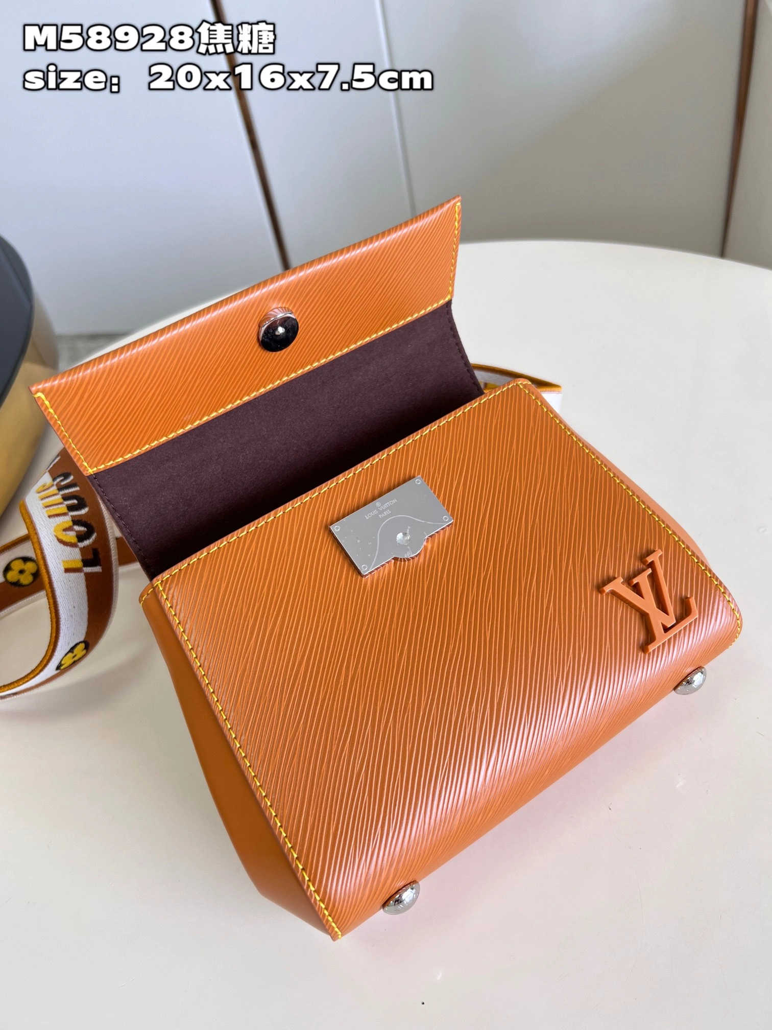 L*ouis V*uitton Handbag Top Quality HT 20231013-71 20 x 16 x 7.5 CM SunProtective 8275