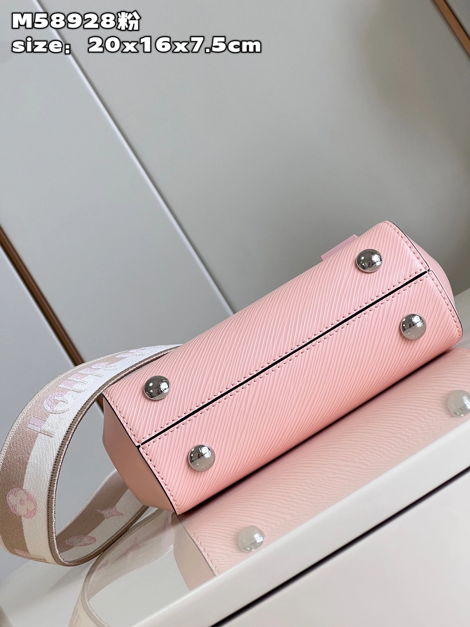 GoAnywhere L*ouis V*uitton Handbag Top Quality HT 20231013-73 20 x 16 x 7.5 CM 8274