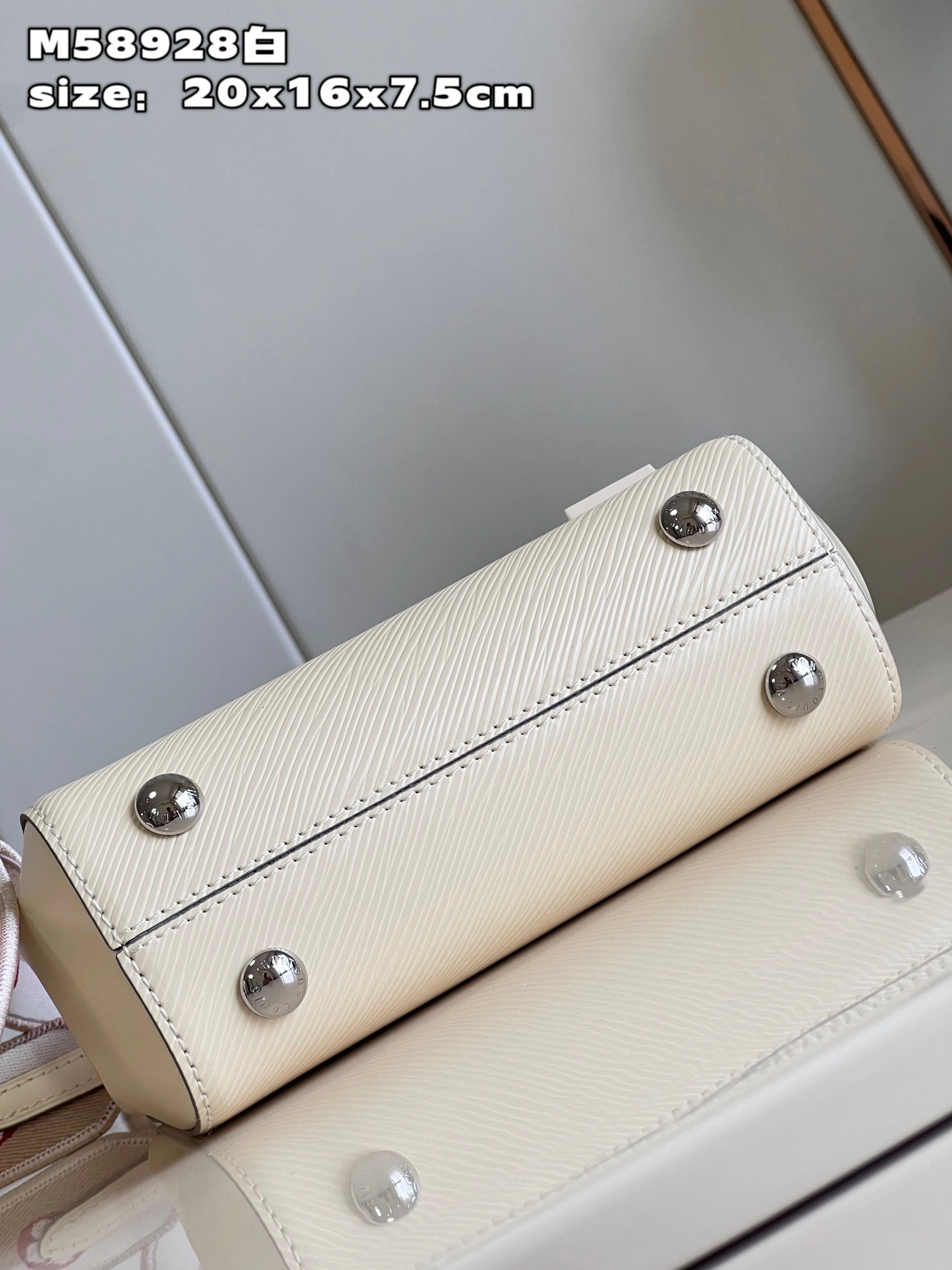 Affordable L*ouis V*uitton Handbag Top Quality HT 20231013-74 20 x 16 x 7.5 CM 8273