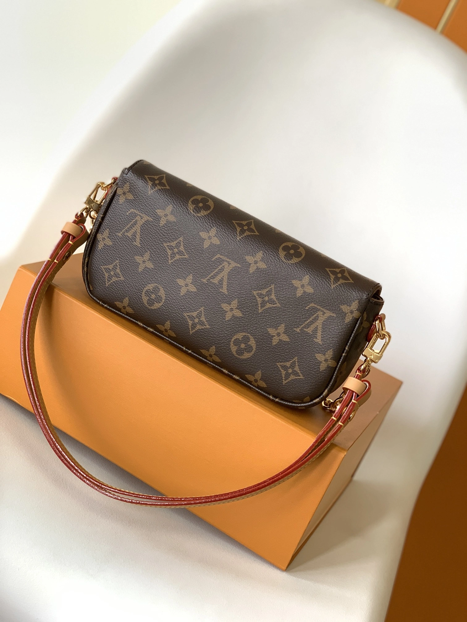 L*ouis V*uitton Handbag Top Quality HT 20231016-15 23.5 x 12 x 4.3 CM GoAnywhere 8232