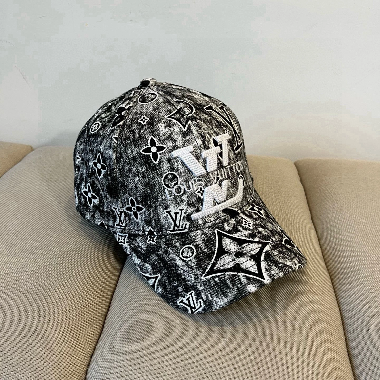L*ouis V*uitton Hats Top XX20250408- EasyCare 17506