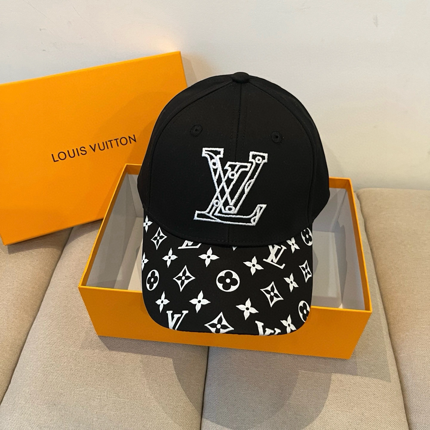 L*ouis V*uitton Hats Top XX20250408- Unisex 17499