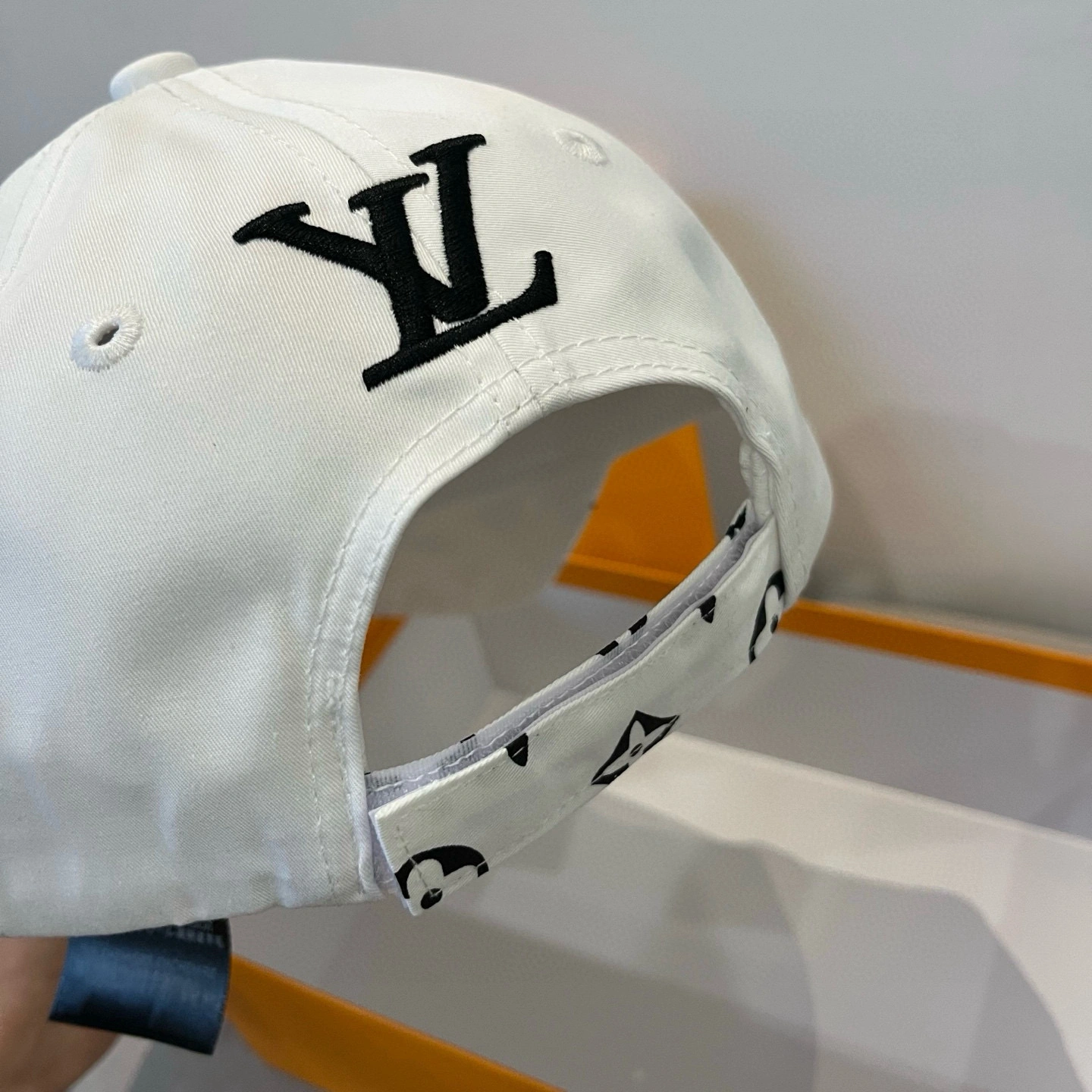 L*ouis V*uitton Hats Top XX20250408- Unisex 17499