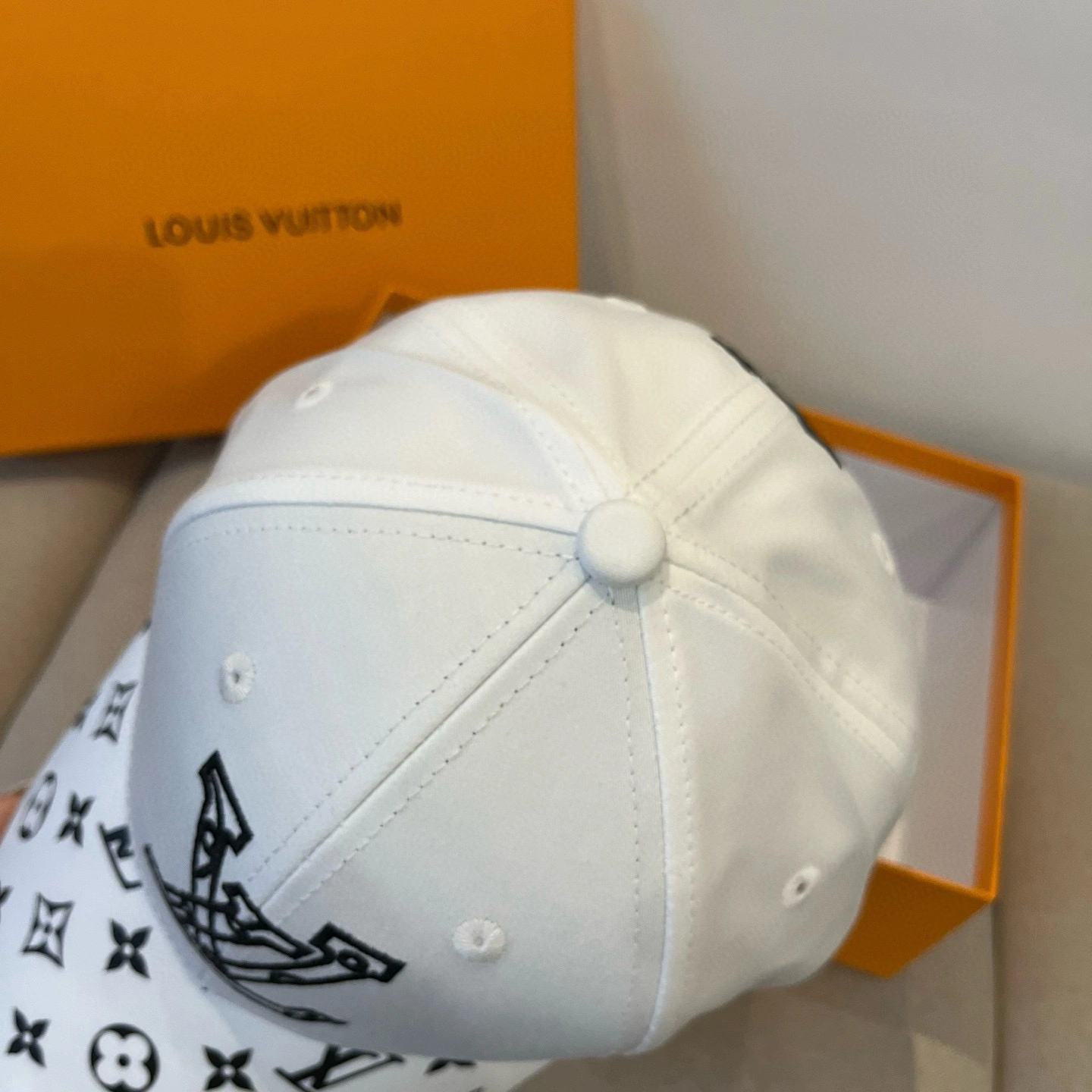 L*ouis V*uitton Hats Top XX20250408- Unisex 17499
