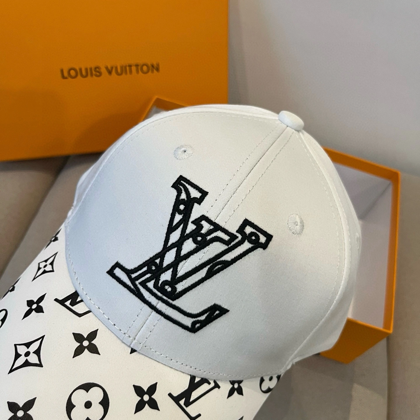 L*ouis V*uitton Hats Top XX20250408- Unisex 17499