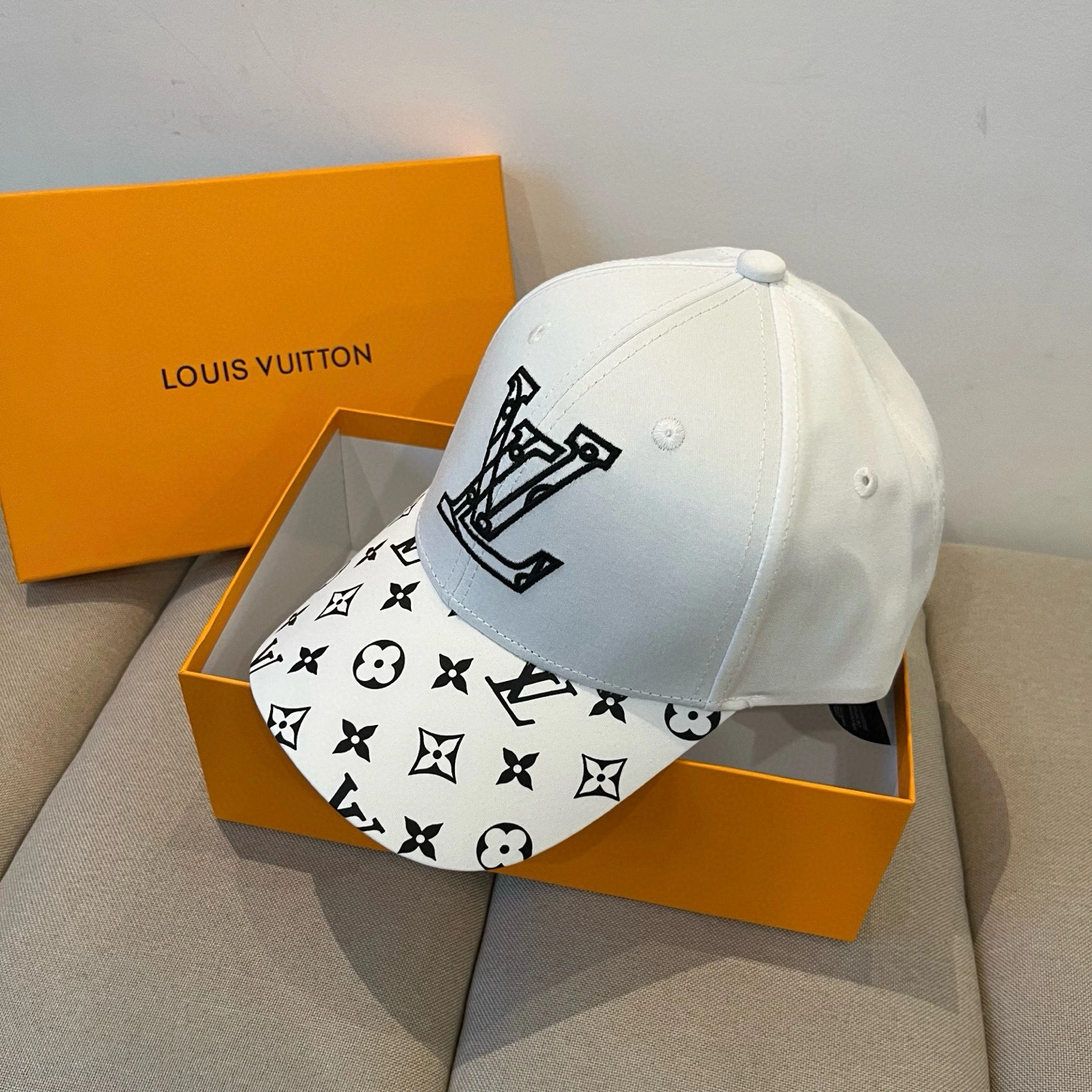 L*ouis V*uitton Hats Top XX20250408- Unisex 17499