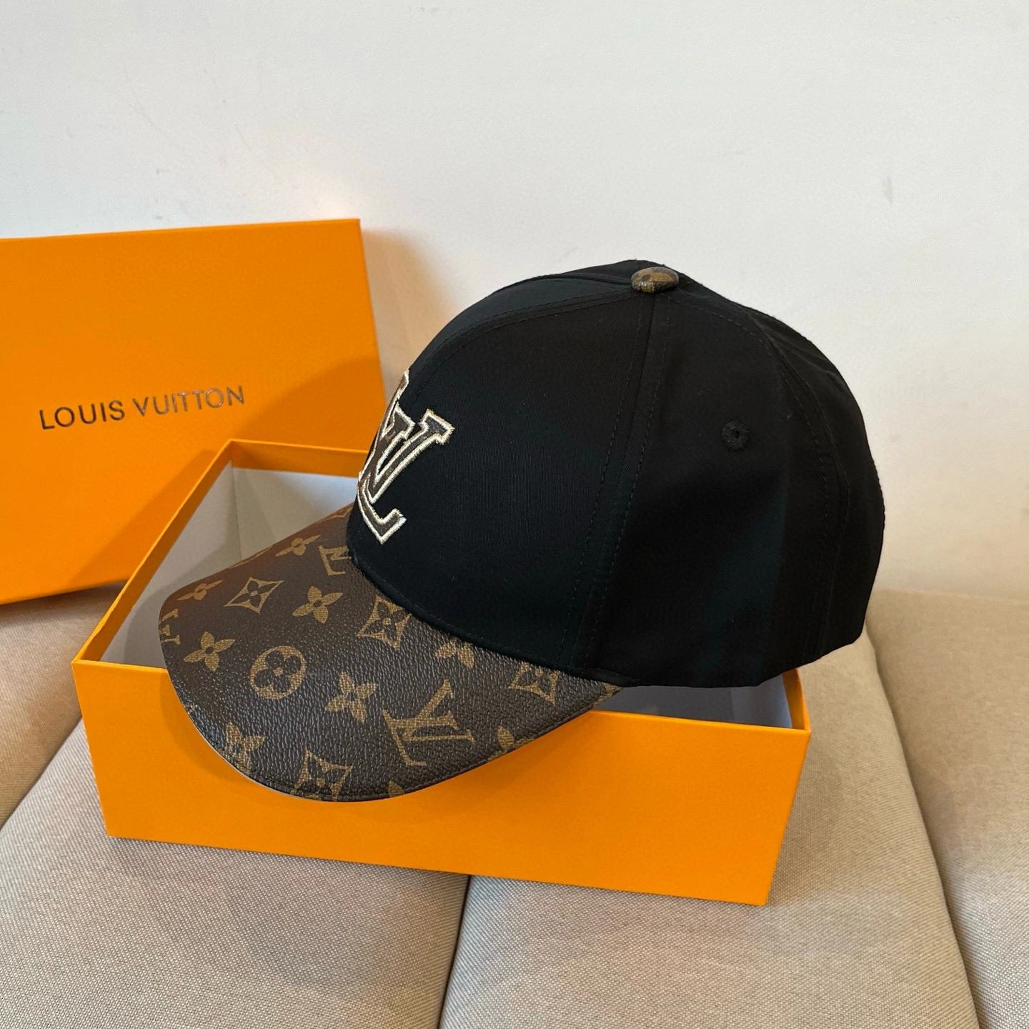 Sophisticated L*ouis V*uitton Hats Top XX20250411- 17395