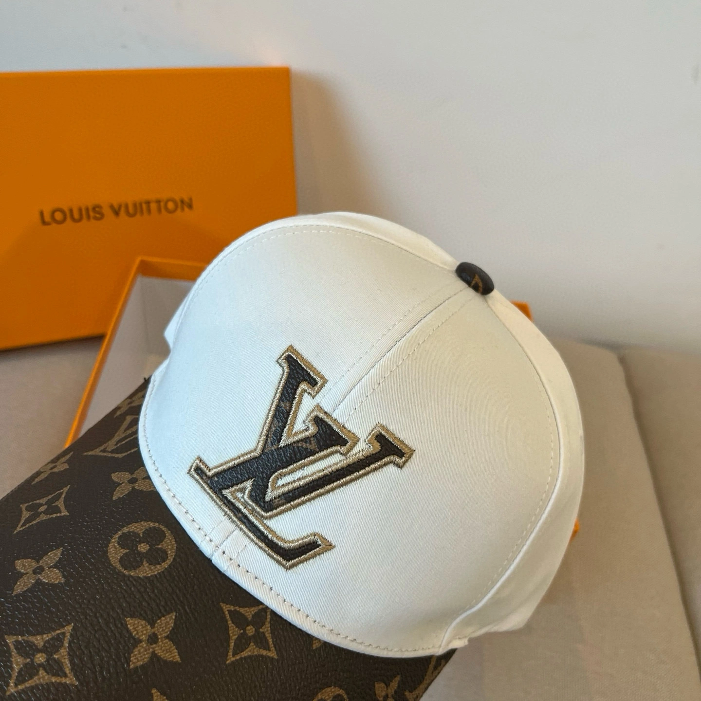 Sophisticated L*ouis V*uitton Hats Top XX20250411- 17395