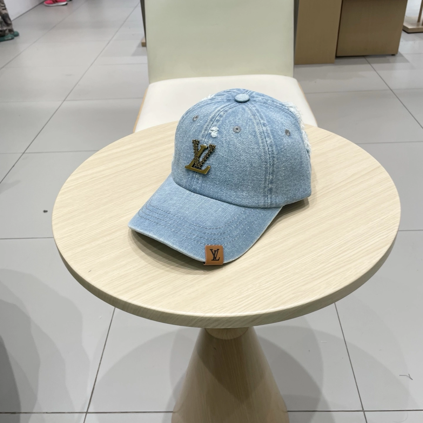 L*ouis V*uitton Hats Top XX250413- Modern 17266