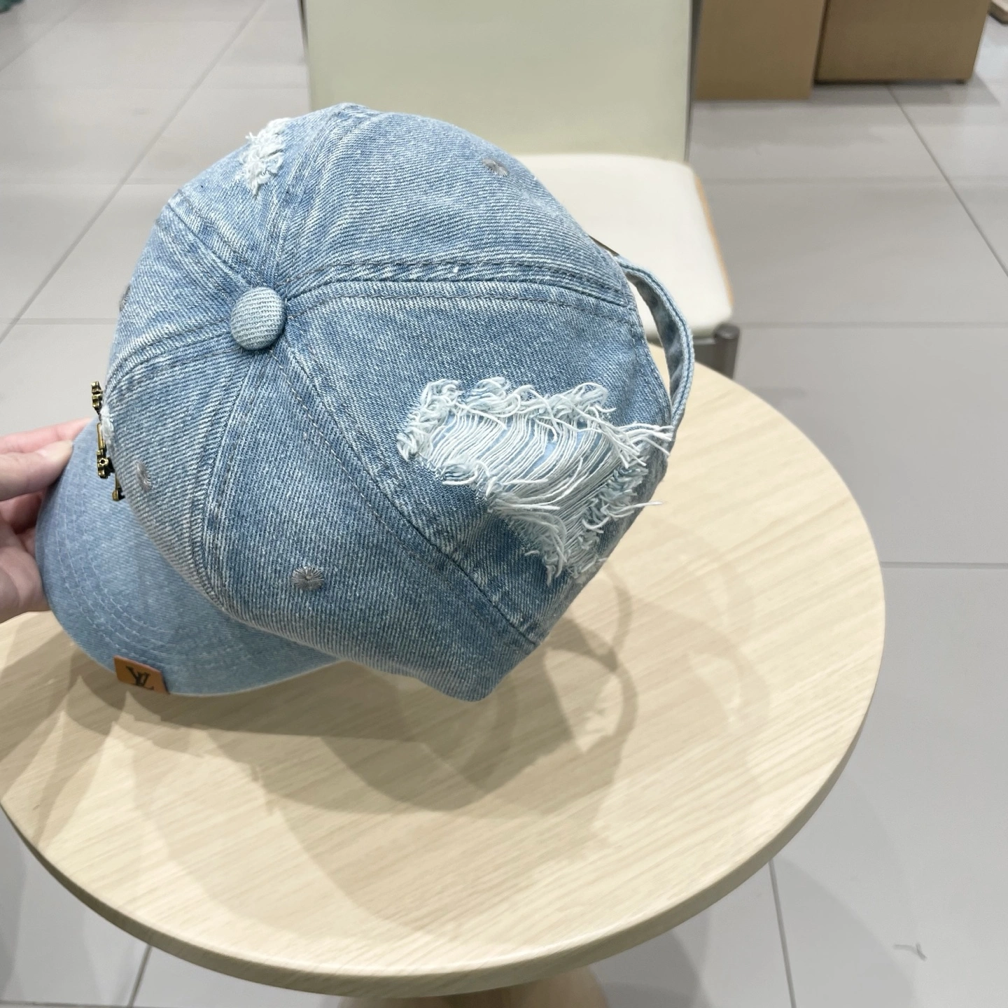 L*ouis V*uitton Hats Top XX250413- Modern 17266
