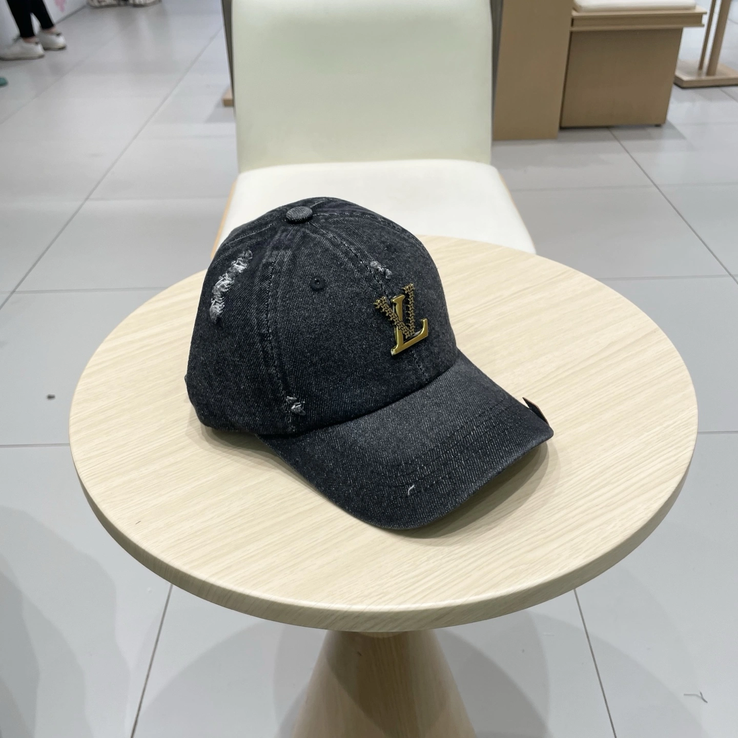 L*ouis V*uitton Hats Top XX250413- Modern 17266