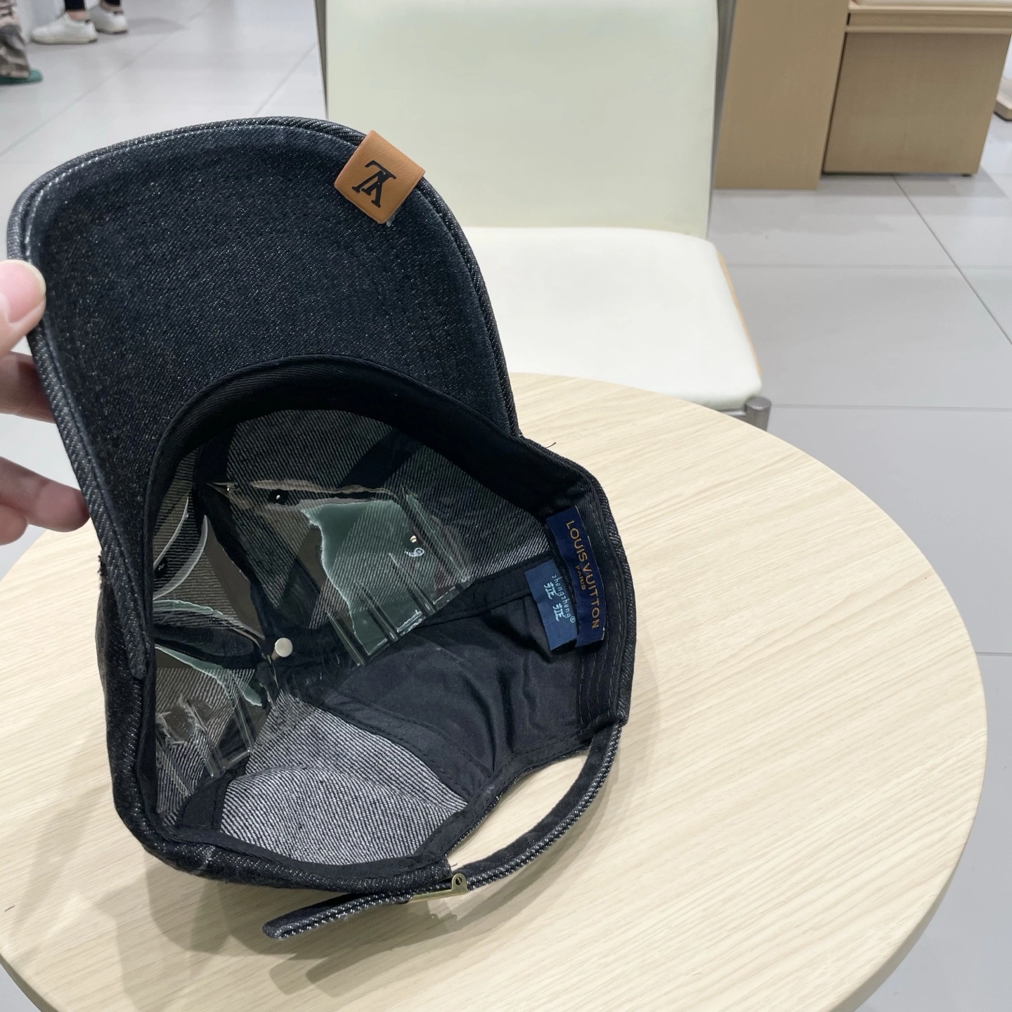 L*ouis V*uitton Hats Top XX250413- Modern 17266