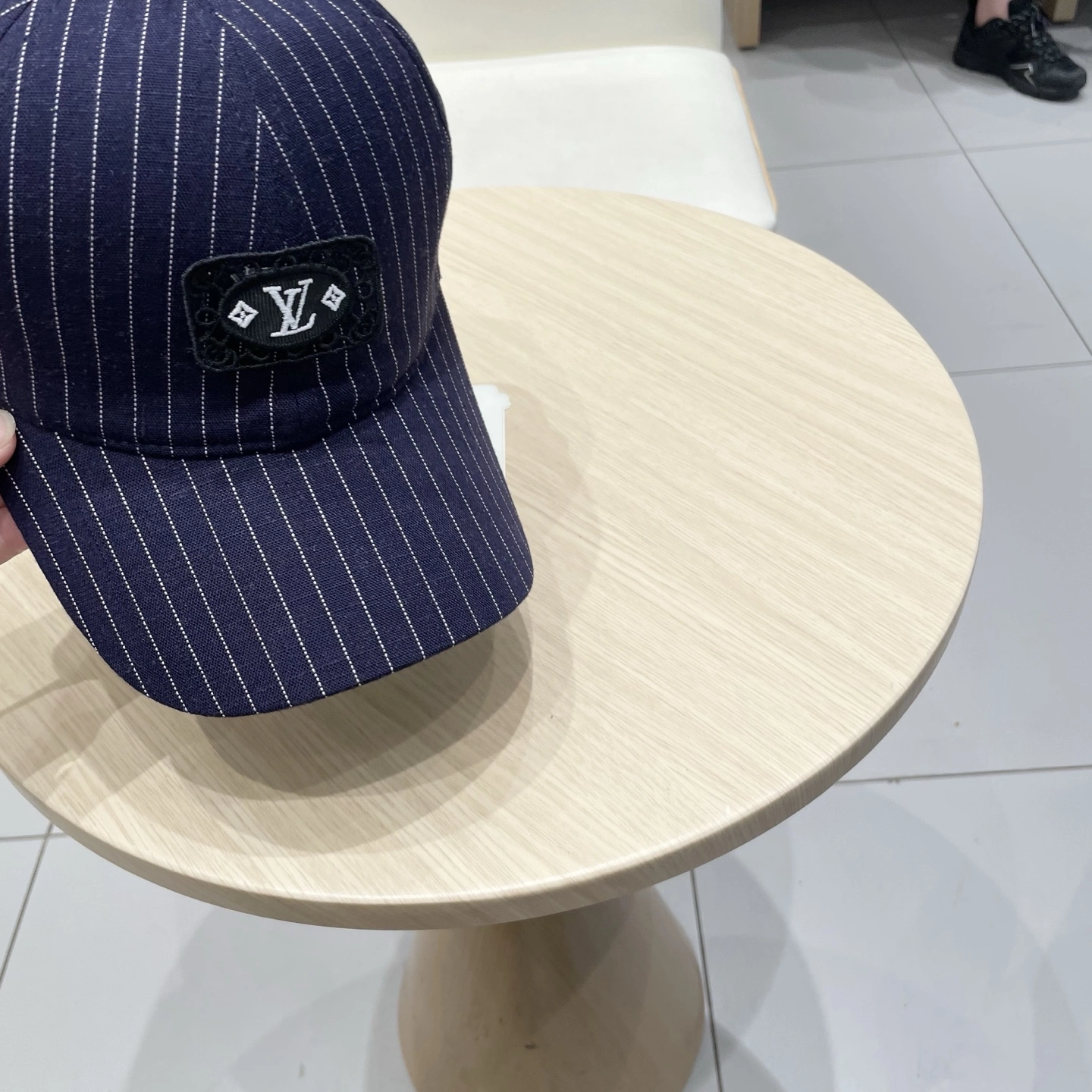L*ouis V*uitton Hats Top XX250413- Minimalist 17265