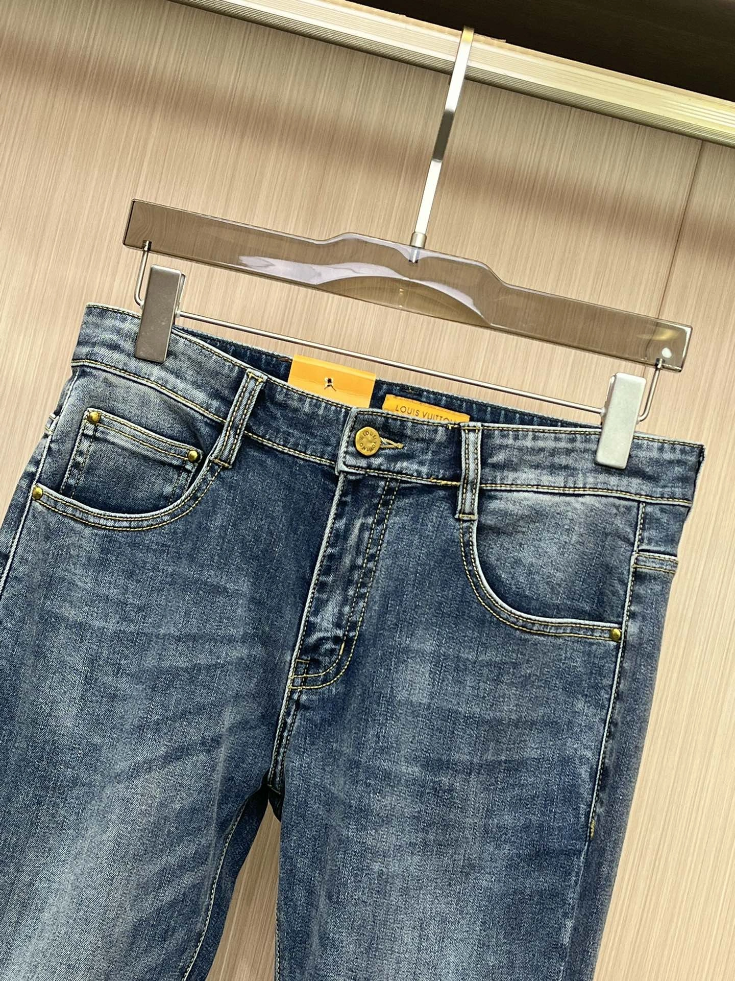 L*ouis V*uitton Pants Top Quality AZ 20231024- Lightweight 12979