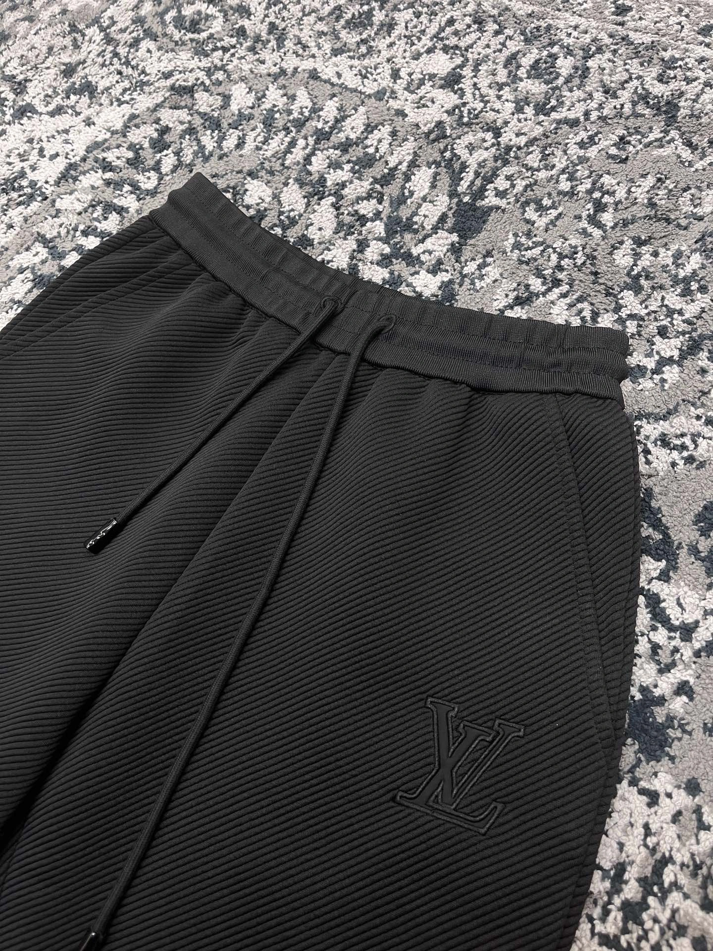 Sustainable L*ouis V*uitton Pants Top Quality D17 20231030- 12930
