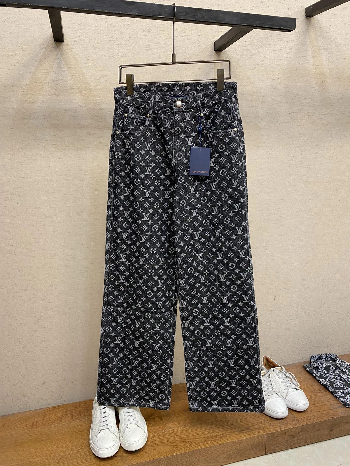 L*ouis V*uitton Pants Top Quality D17 20240426- Functional 12733