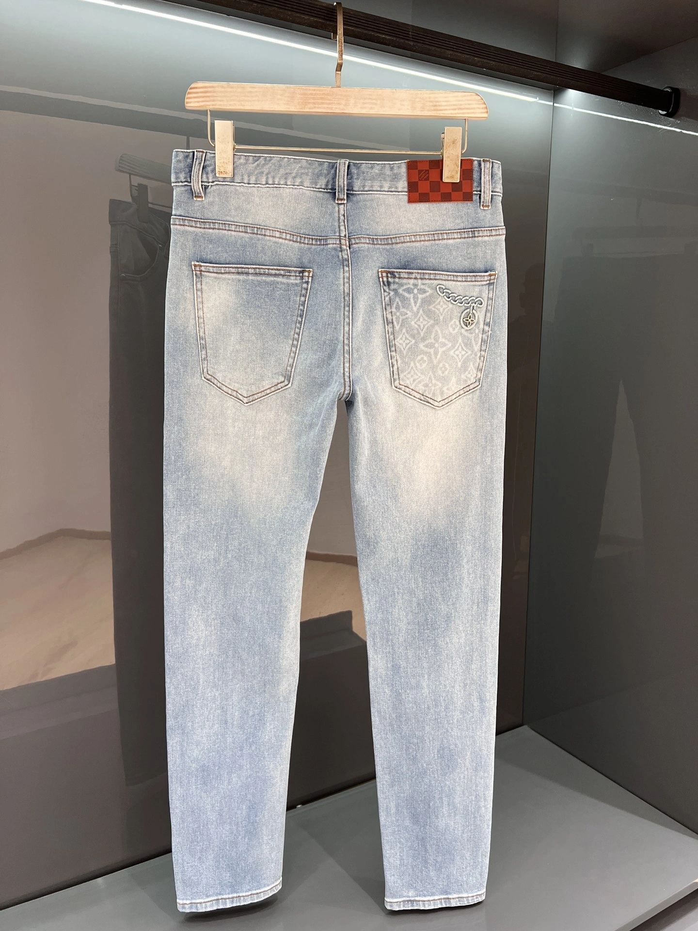 EasyMatch L*ouis V*uitton Pants Top Quality D17 20240501- 12716
