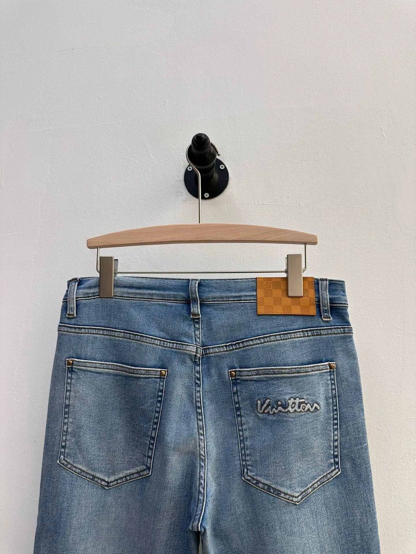 L*ouis V*uitton Pants Top Quality D17 202405101- Resilient 12694