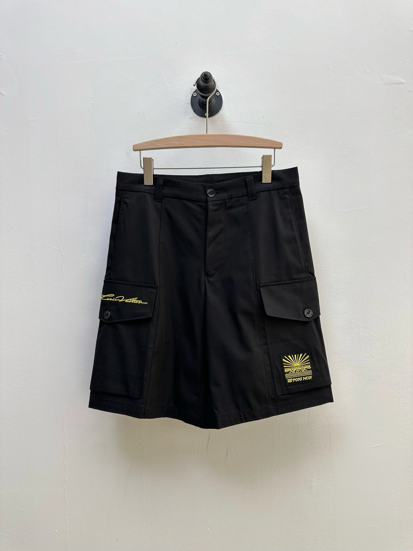 Sporty L*ouis V*uitton Pants Top Quality D17 20240511- 12686
