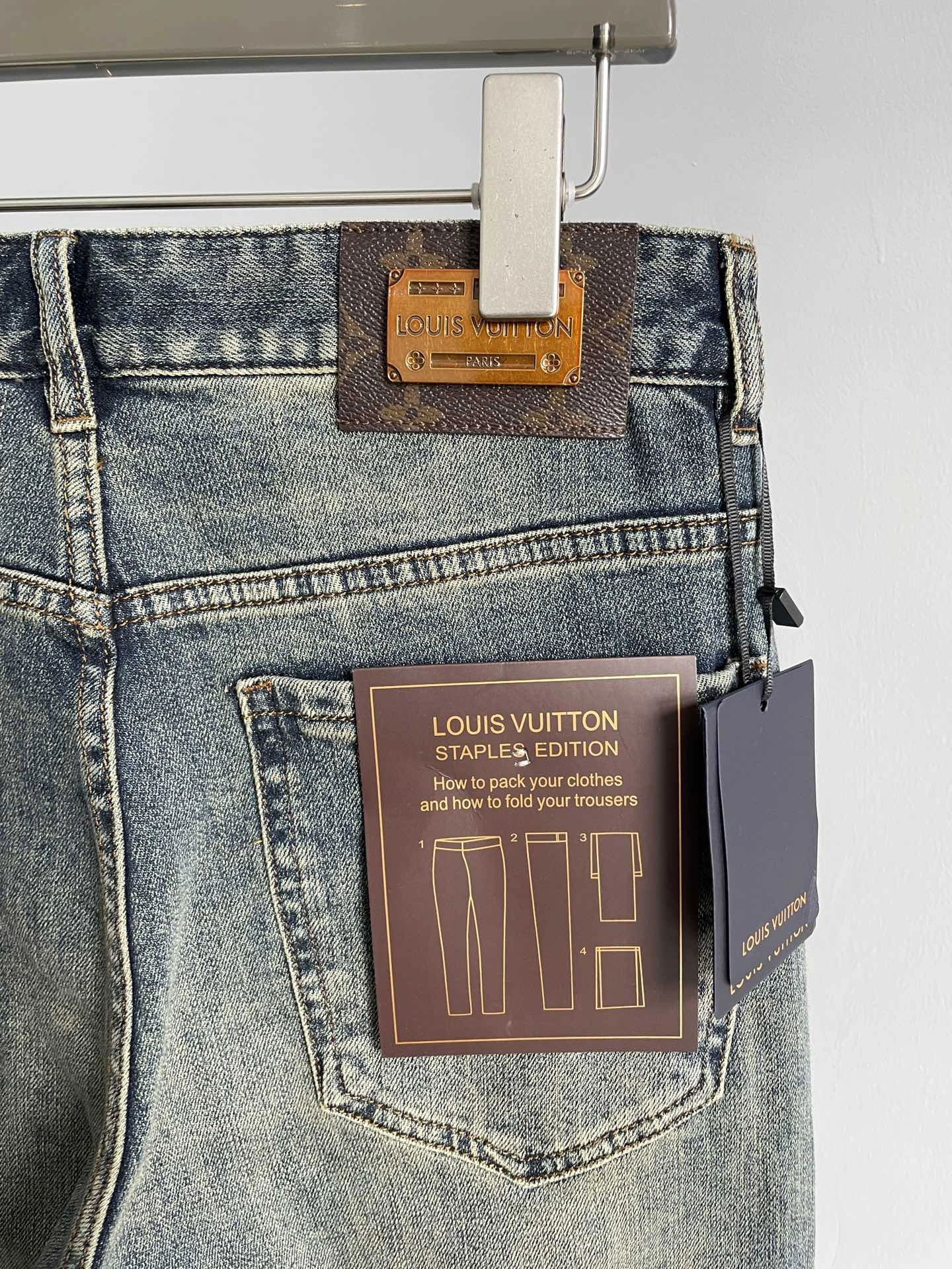 Sporty L*ouis V*uitton Pants Top Quality D17 20240826- 12549