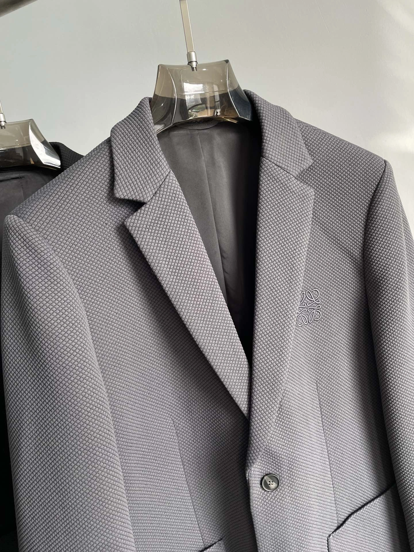 Lightweight L*ouis V*uitton Suit jacket Top Quality D17 20240822- 12558